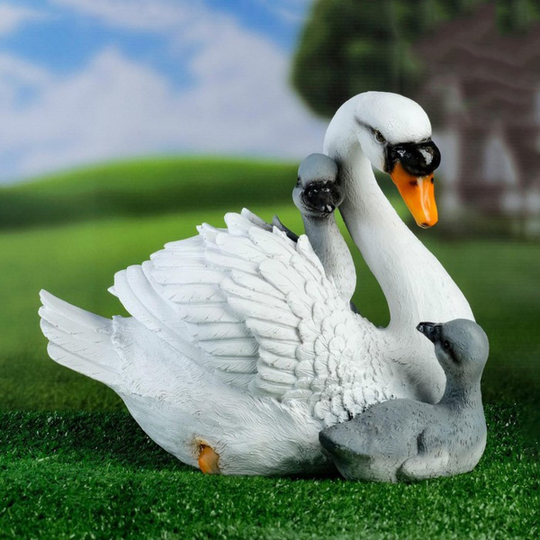 Купить Фигура садовая "Лебедь с птенцами" 30*20*23